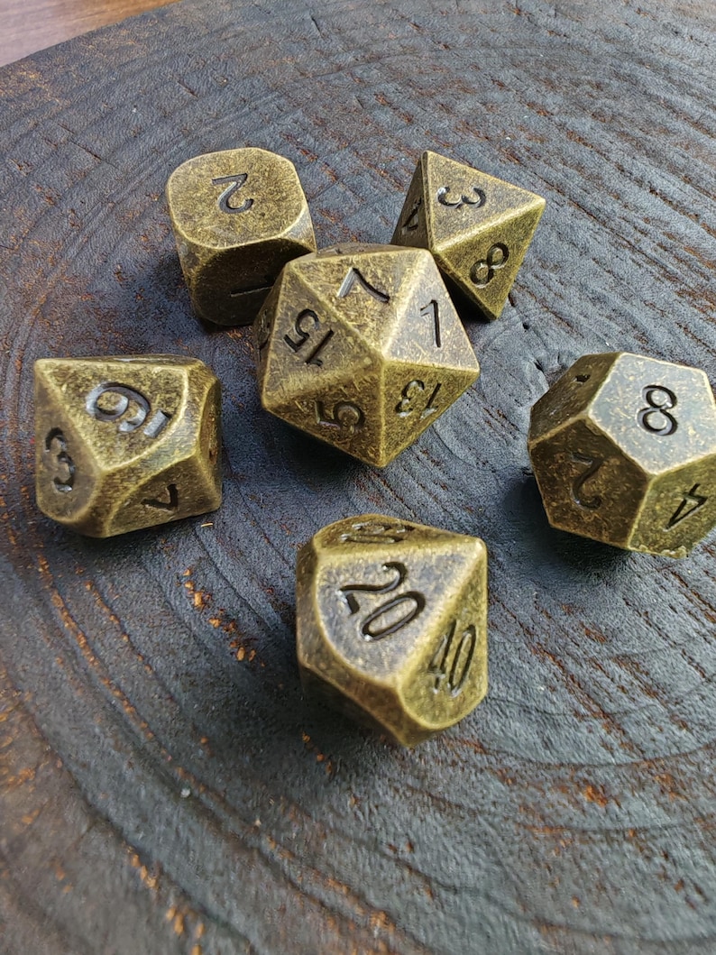 Vintage Massives Metall DND Würfel Set | Antik Stil RPG Würfel mit runden Ecken Vintage Gold