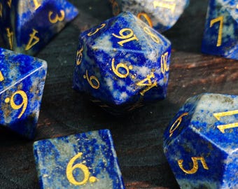 Lapis Lazuli Edelstein DND Würfel Set | Naturstein Polyeder Würfel für Rollenspiel