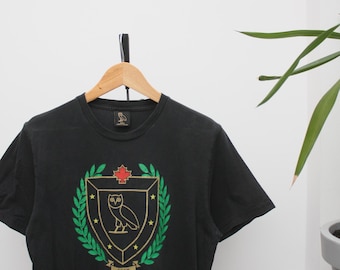 Camiseta preta Octobers Very Own, tamanho pequeno, fabricada no Canadá.