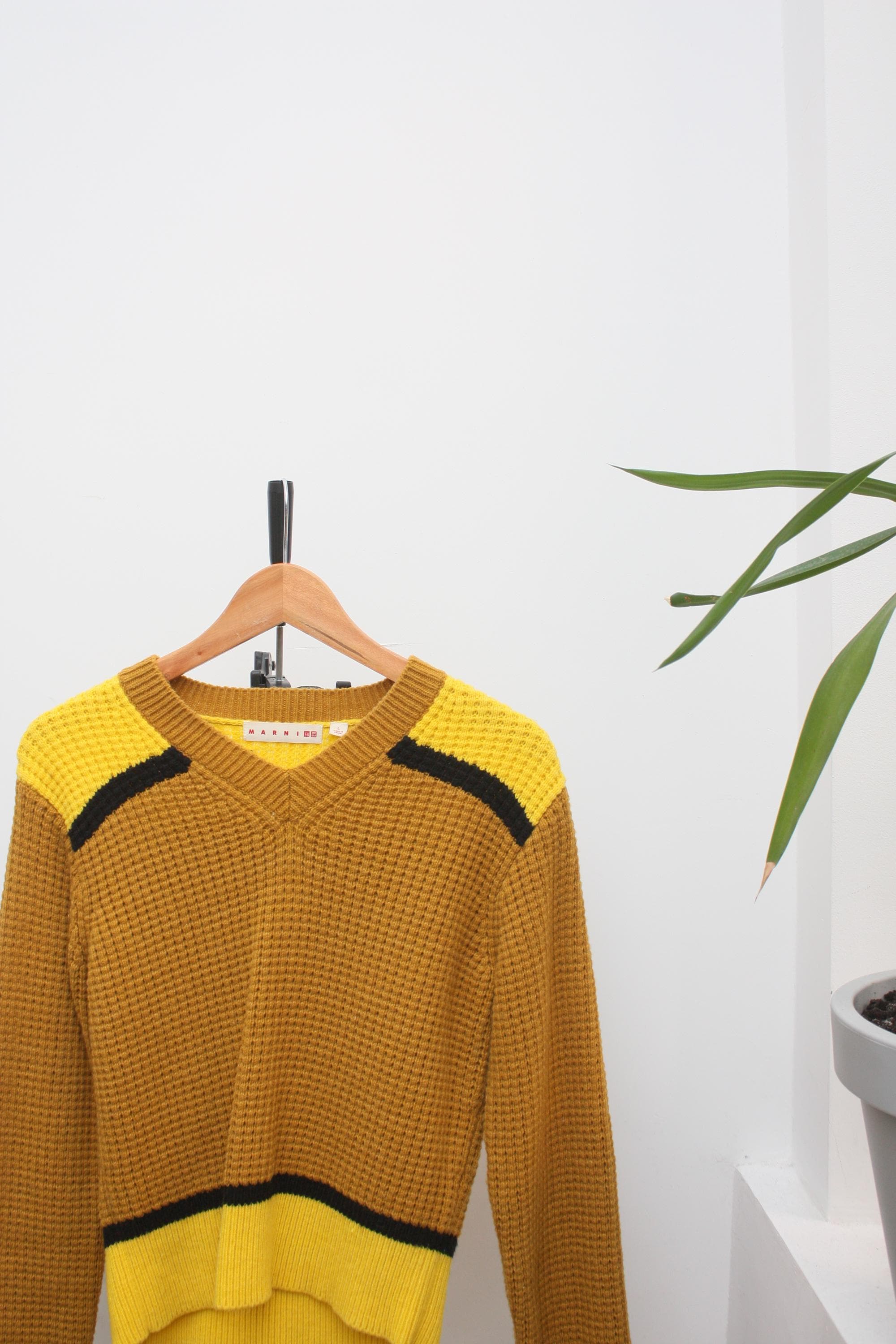 80s〜90s OLD UNIQLO A-2 real leather Jkt 80s〜90s OLD UNIQLO A-2 real leather Jkt