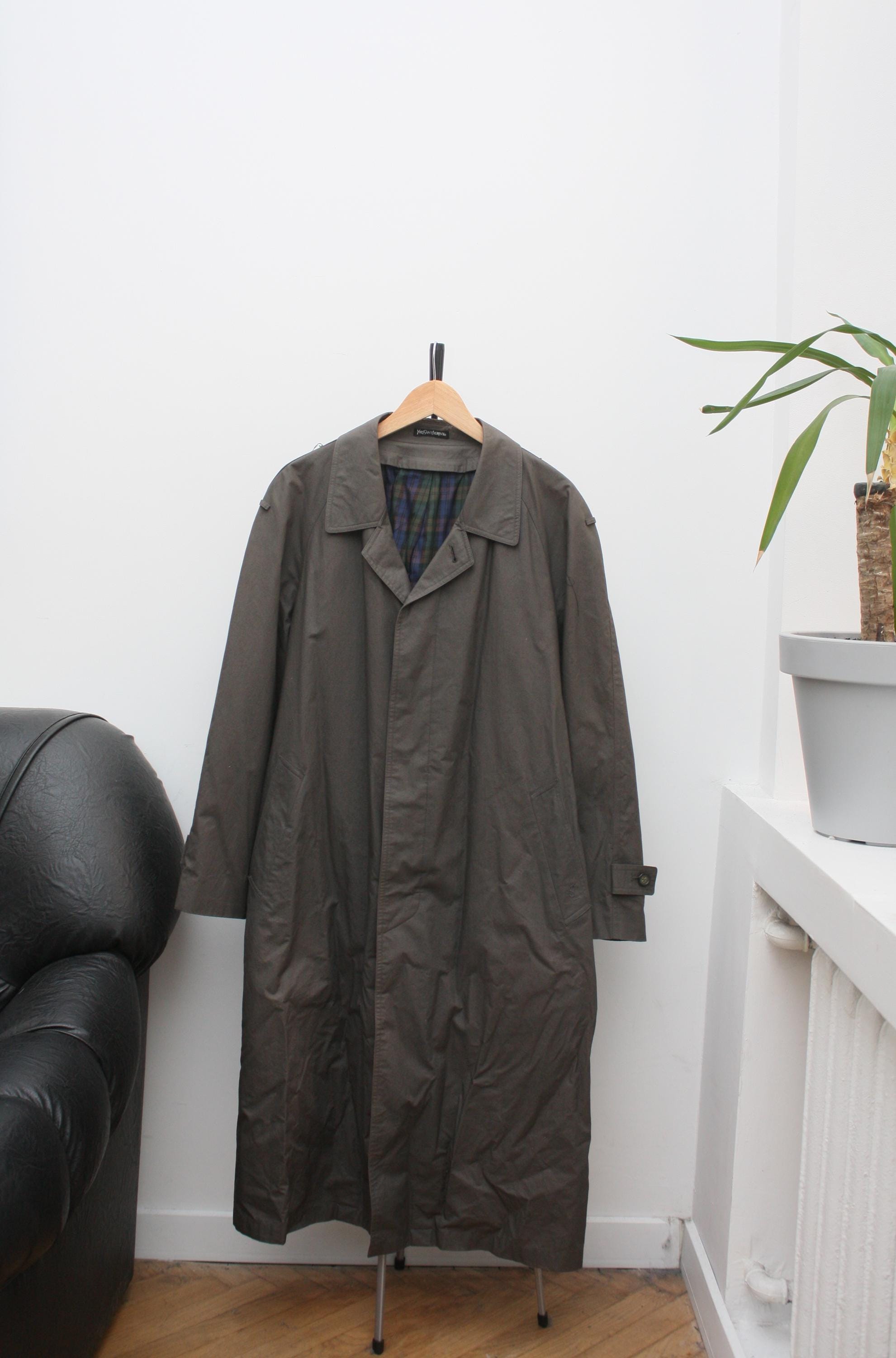 イヴ・サンローランのヴィンテージトレンチコート - Etsy 日本