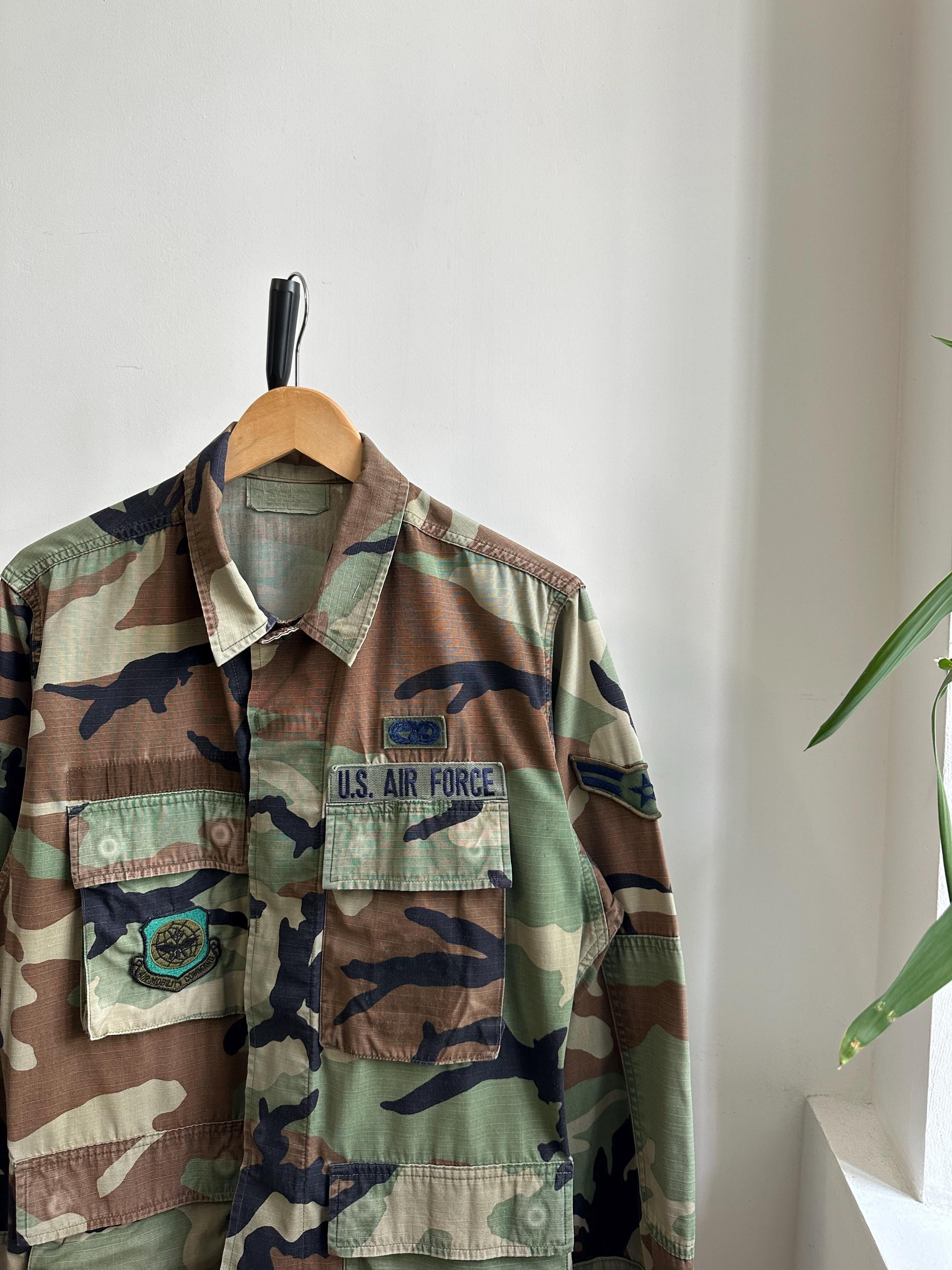 アメリカ空軍ウッドランド迷彩ジャケット 空軍機動軍 - Etsy 日本