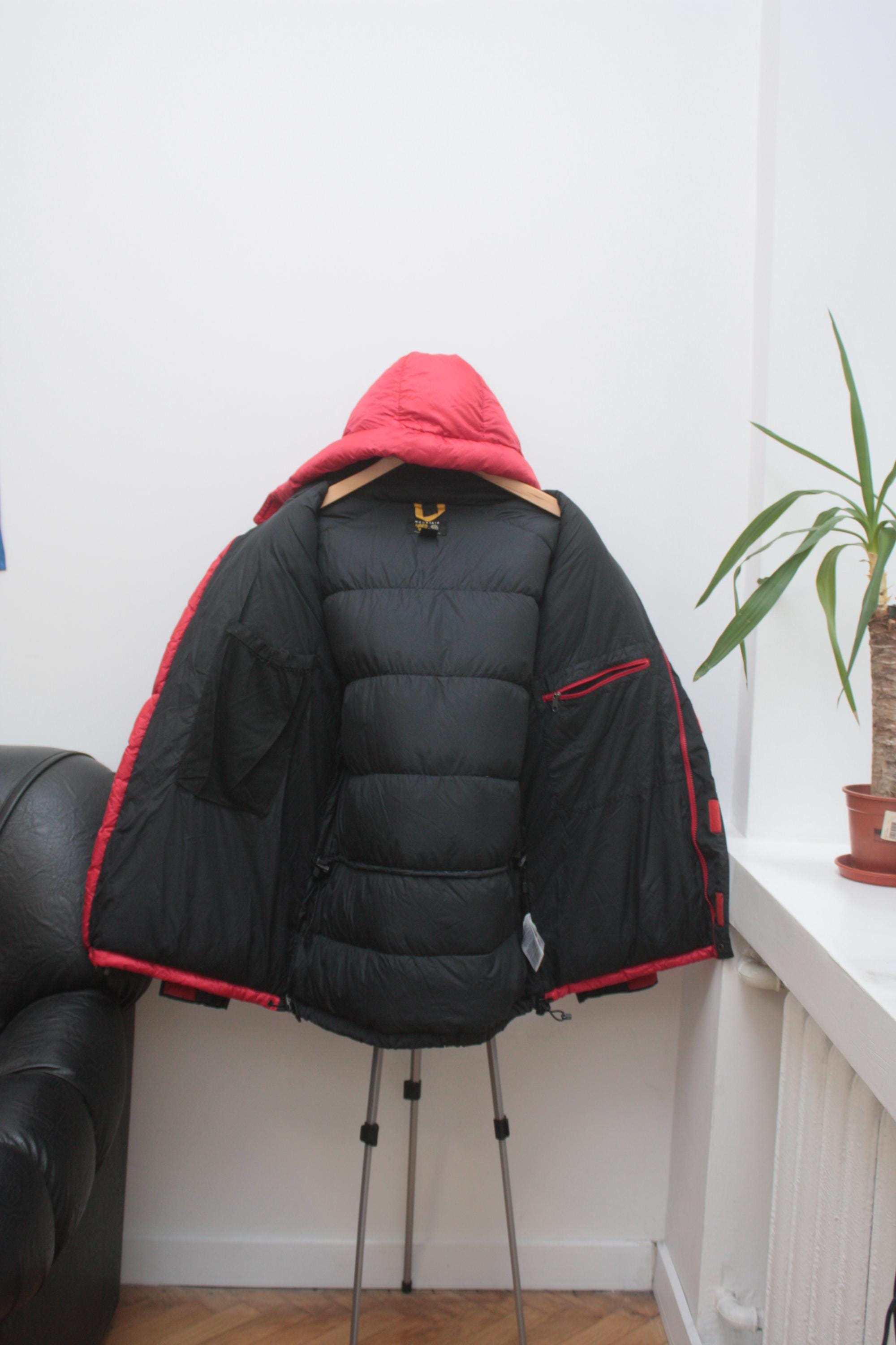 Mountain Hardwear Red Puffer Down Jacket Men