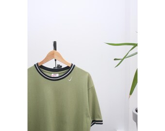 Nike Vintage Green Swoosh Logo T-Shirt Medium Men's