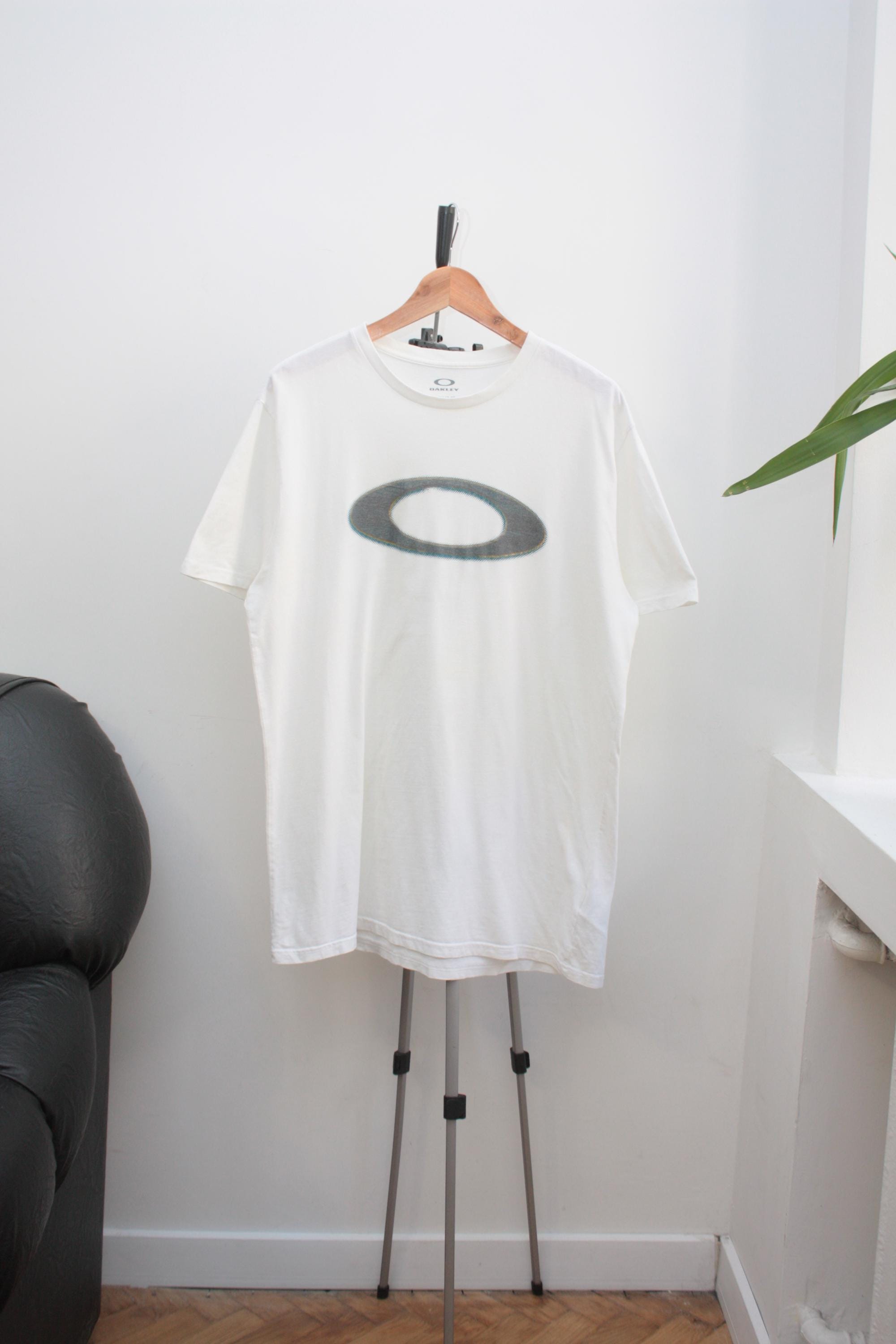 Oakley T Shirt - Etsy Israel