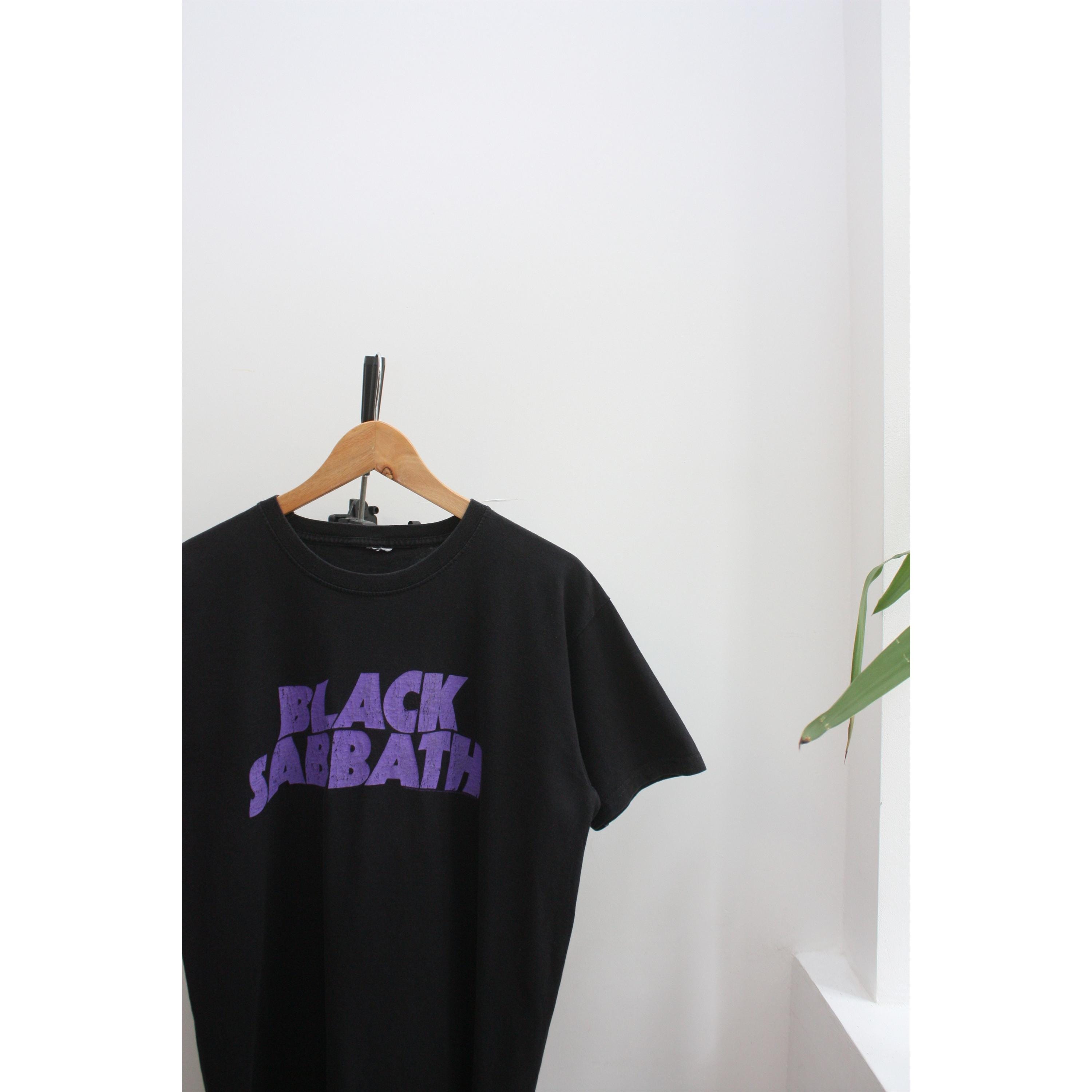 Black Sabbath Vintage Purple Print T-shirt - Etsy