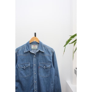 Levi&#39;s Vintage Denim Blue Shirt Small Made In Portugal 90s