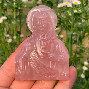3.1&#39;&#39;+ Natural Pink Rose quartz,quartz crystal,hand carved,crystal Jesus,Jesus skull,Crystal Gifts 1pc