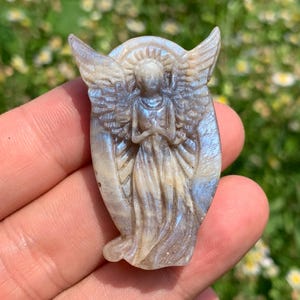 1.8&#39;&#39;+ Natural Moon stone quartz,quartz crystal,hand carved,Crystal Angel,Angel skull,Home Decoration Crystal Gifts 1PC