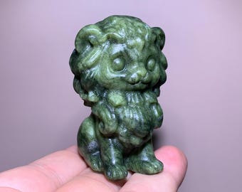 手彫りの緑翡翠の獅子の置物 - クリスタルヒーリングギフト - Etsy 日本