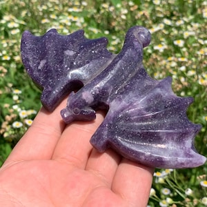 5.5&#39;&#39;+ Natural Purple mica quartz,quartz crystal,hand carved,crystal Fly Dragon,Fly Dragon skull,Fine Crystal Gifts 1pc