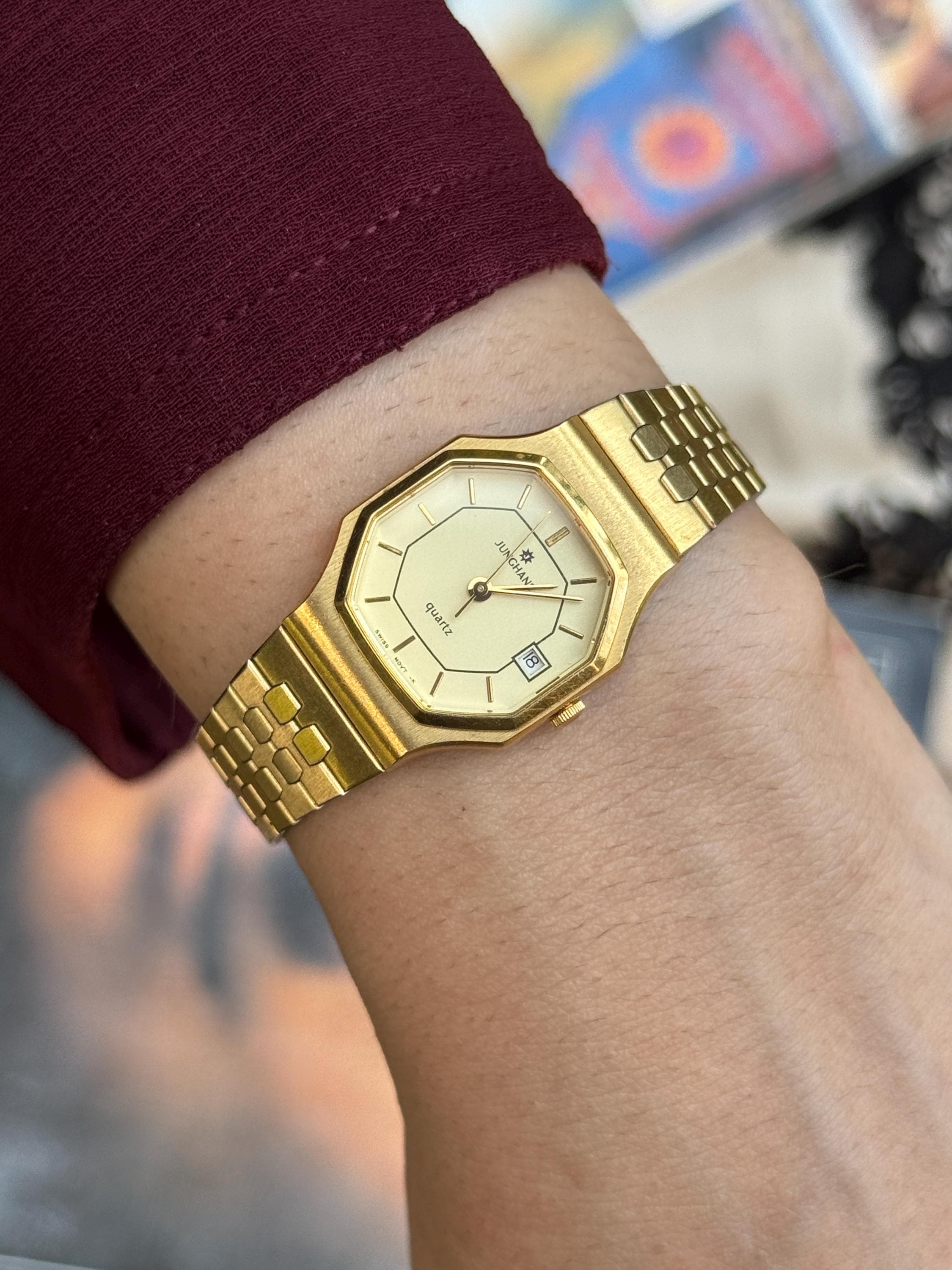 Geneve Gold-Tone Ladies Wristwatch with Roman Dial Vintage Universal Geneve Dress Watch, Rose Gold-plated Case  main image 3