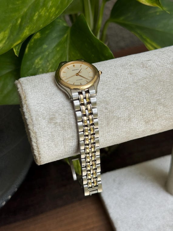 Vintage Seiko Exceline 4J41-0030 Women's Watch Two Tone Gold