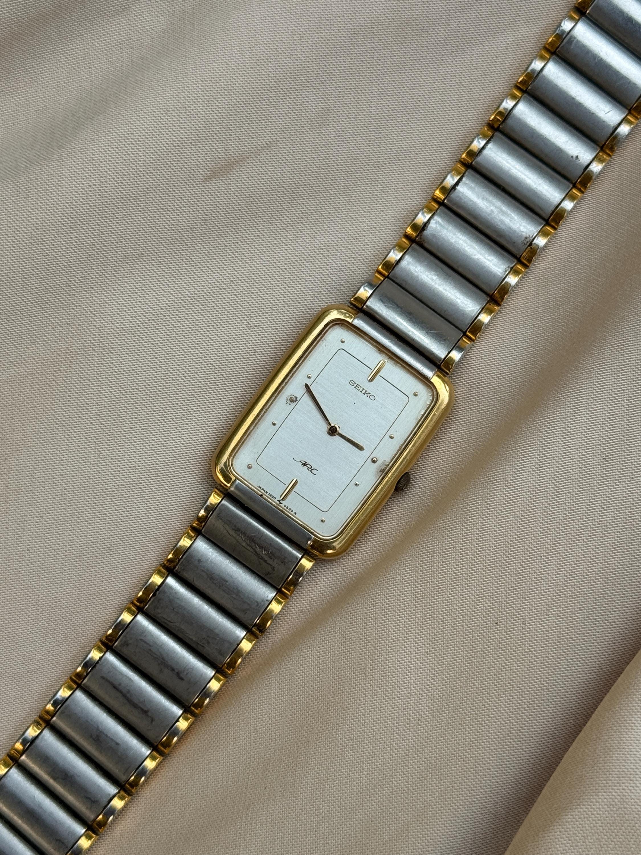 稼働　SEIKO　ARC　腕時計　レクタン　シルバー　ヴィンテージ Vintage Seiko ARC Tank Watch | Two Tone Rectangular Quartz Dress