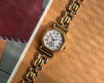 Vintage Seiko Gold Tone Octagon Case Watch With Leather Strap