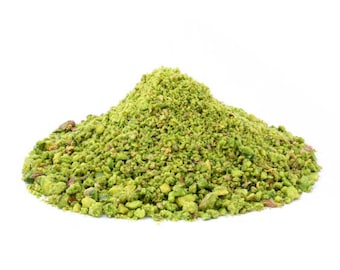 Pistaches concassées biologiques avec pistaches saupoudrées de pistaches - gâteaux et bien plus encore
