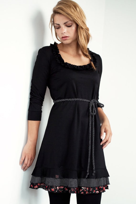 black jersey dress flowers polka dots belt