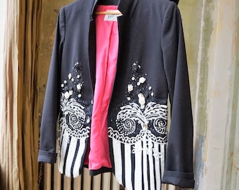 Gianni Versace Gian Versa Black and White 90s Vintage Blazer Jacket // Designer Sequins Beads Embellished Flowers