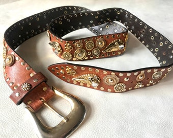 Vintage oro deslumbrado cinturón de cuero con tachuelas Nanni Italia cinturón para pantalones vaqueros tamaño 95-38