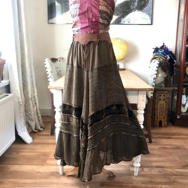 80s Vintage Brown Romantic Medieval Maxi Indian Skirt  // Viscose Velvet // Size S to L