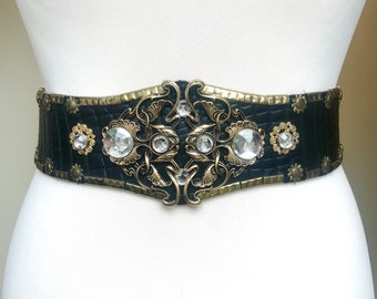 Ancho vintage 1980s cristal claro + cinturón de cintura de cuero negro adornado en oro, cierre trasero, tamaño S/M