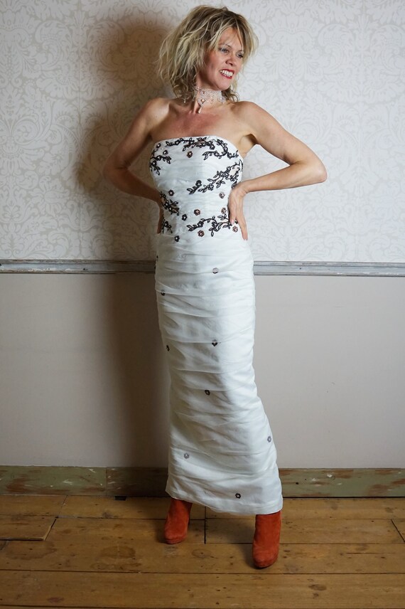 1990s Sarah Danielle Strapless White Tulle Embroid