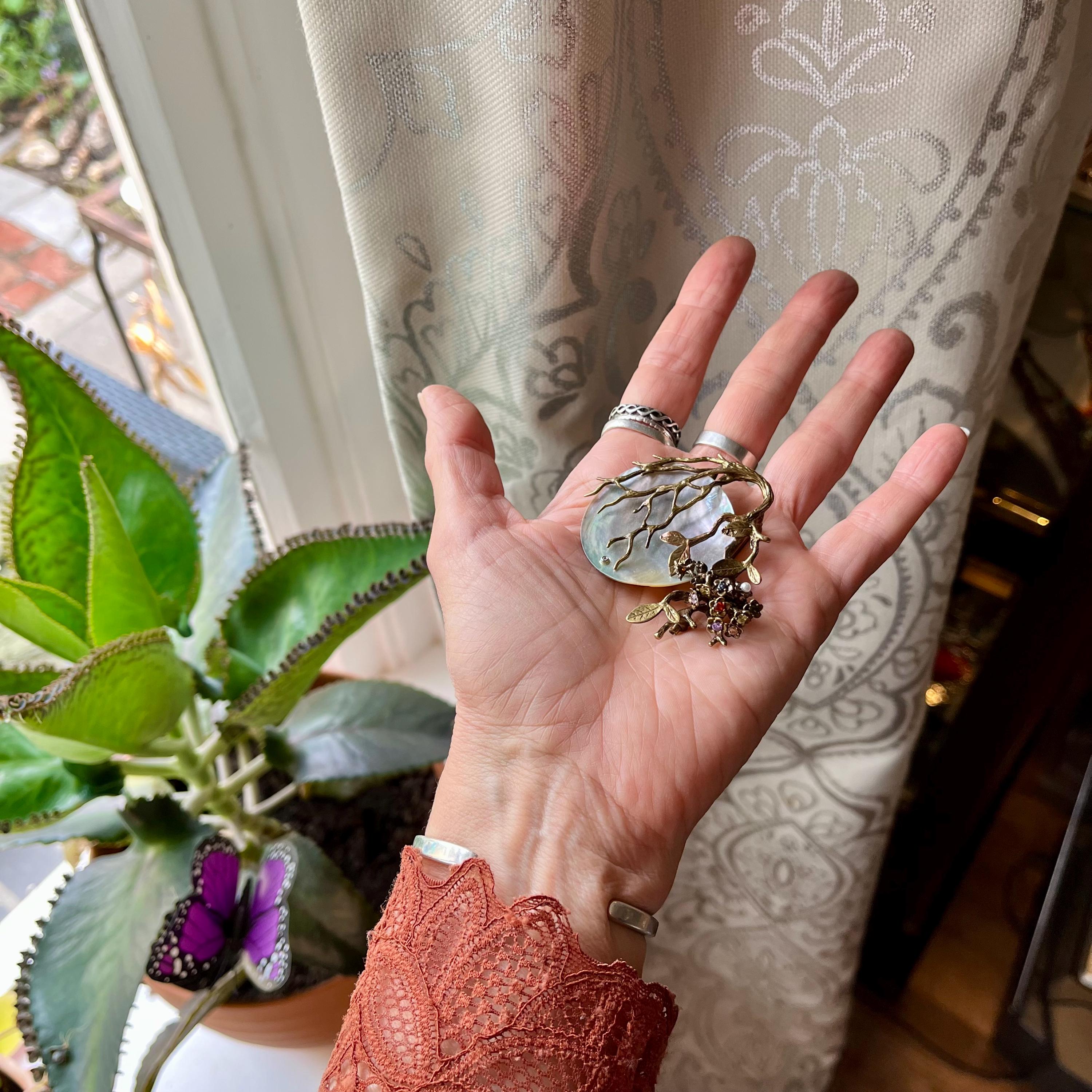 Broche Vintage Dauphin En Nacre - Style Coquillage Ancien - Occasion
