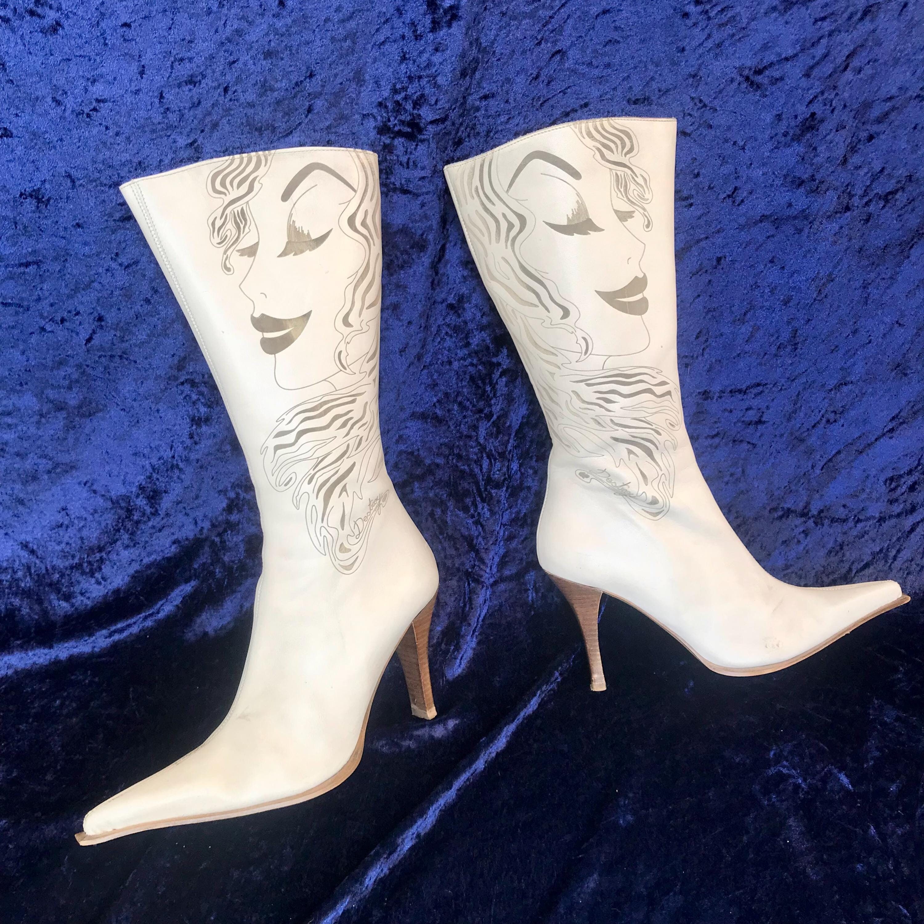 Y2k Vintage White Leather Pointy Toe Destroy Boots Abstract