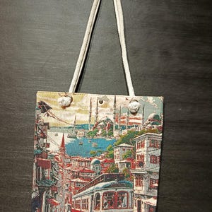 Istanbul Tram Tote Bag – Turkish Cityscape Gobelin Tapestry Purse – Vintage Türkiye Souvenir, Shoulder tote Bag