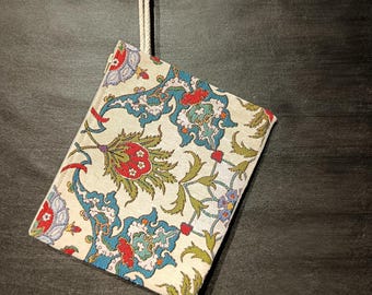 Bolso de mano otomano con tapiz floral: bolso turco con estampado de tulipanes y enredaderas, hecho a mano.