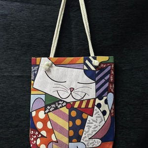 Bolso de mano con diseño de gatos patchwork / Bolso de hombro de tela gobelina colorida / Regalo ecológico hecho a mano para amantes de los gatos / Bolso estilo pop art