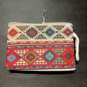 Cartera de mano de kilim de gobelino hecha a mano, bolsa de tapiz con estampado tribal, monedero pequeño bohemio con cremallera