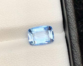 Santa Maria Aquamarine Gemstone: 1.28 Ct Bi-Color Collector's Stone