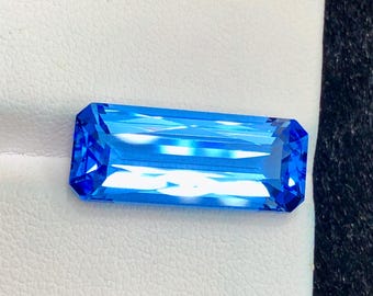 Santa Maria Blue Aquamarine Gemstone: 11 ct VVS Cushion Cut