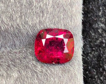 One of the Fire – The Radiant 2.75 ct Imperial Pink Malaya Garnet Jewel