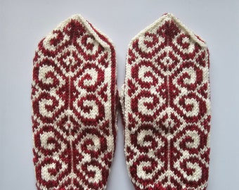 READY TO SHIP - Adult Women's Norwegian Knit Mittens in Fiddlehead Design