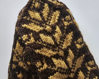 READY TO SHIP: Adult Women's Norwegian Knit Merino Wool Mittens in Flora Design