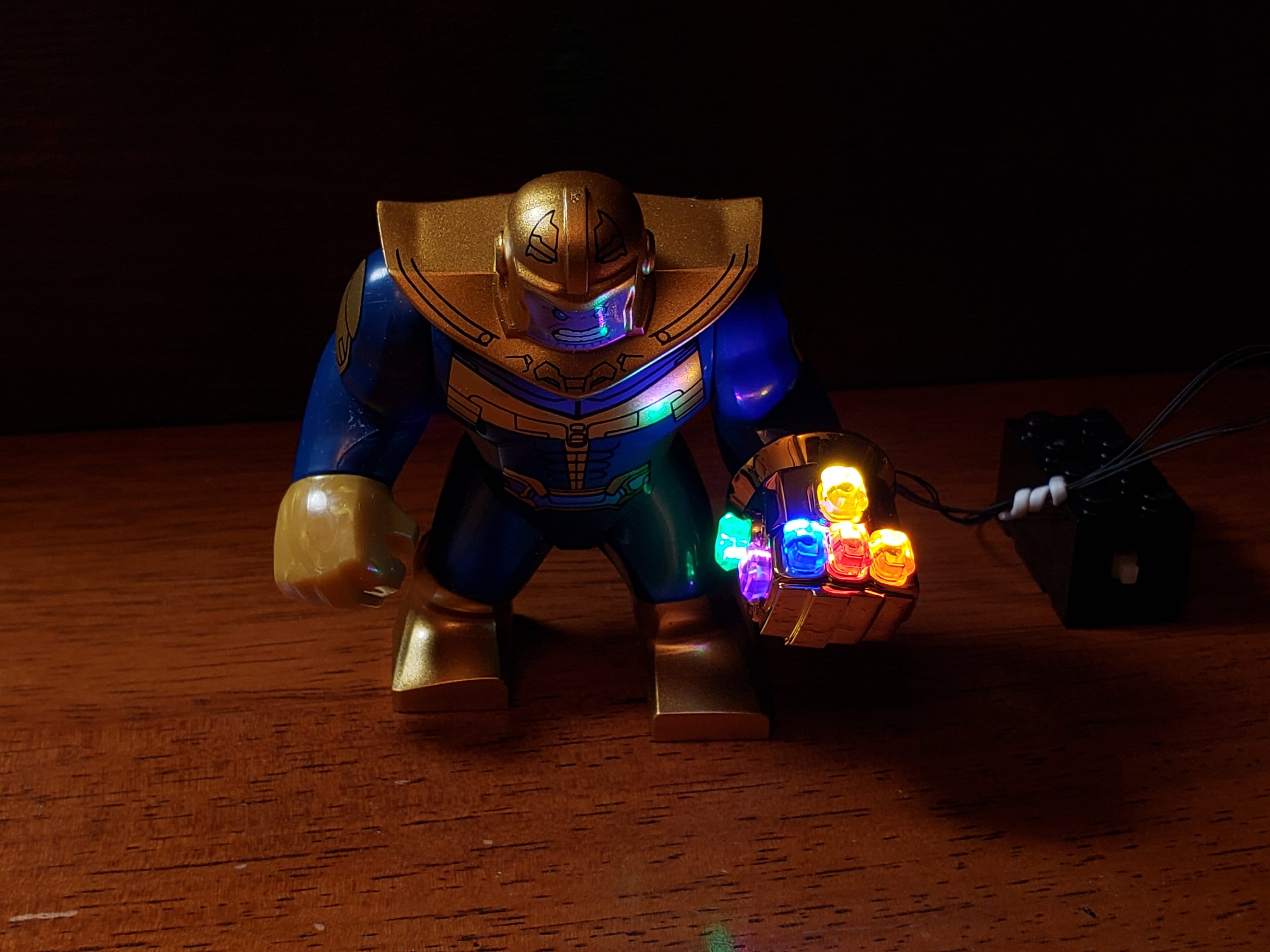 Thanos Minifigure With Handmade LED Infinity Gauntlet - Marvel Avengers ...