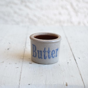 Vintage 1991 Beaumont Brothers Pottery Mini Butter Crock, BBP Salt Glazed Miniature Stoneware, Primitive Country Farmhouse Kitchen Decor