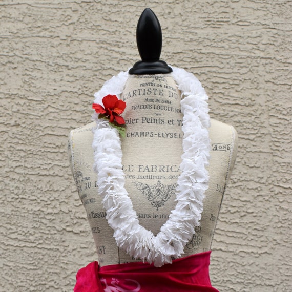 Flower garland necklace online