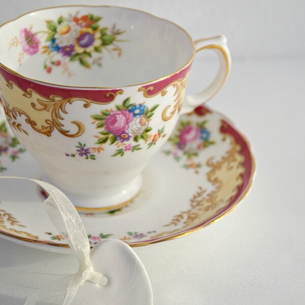 Vintage Tuscan tea cup and saucer fine English bone china