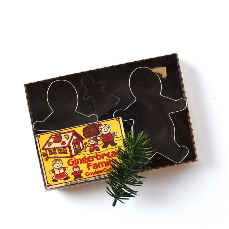 Vintage Cookie cutters Gingerbread family USA gingerbread boy image 3