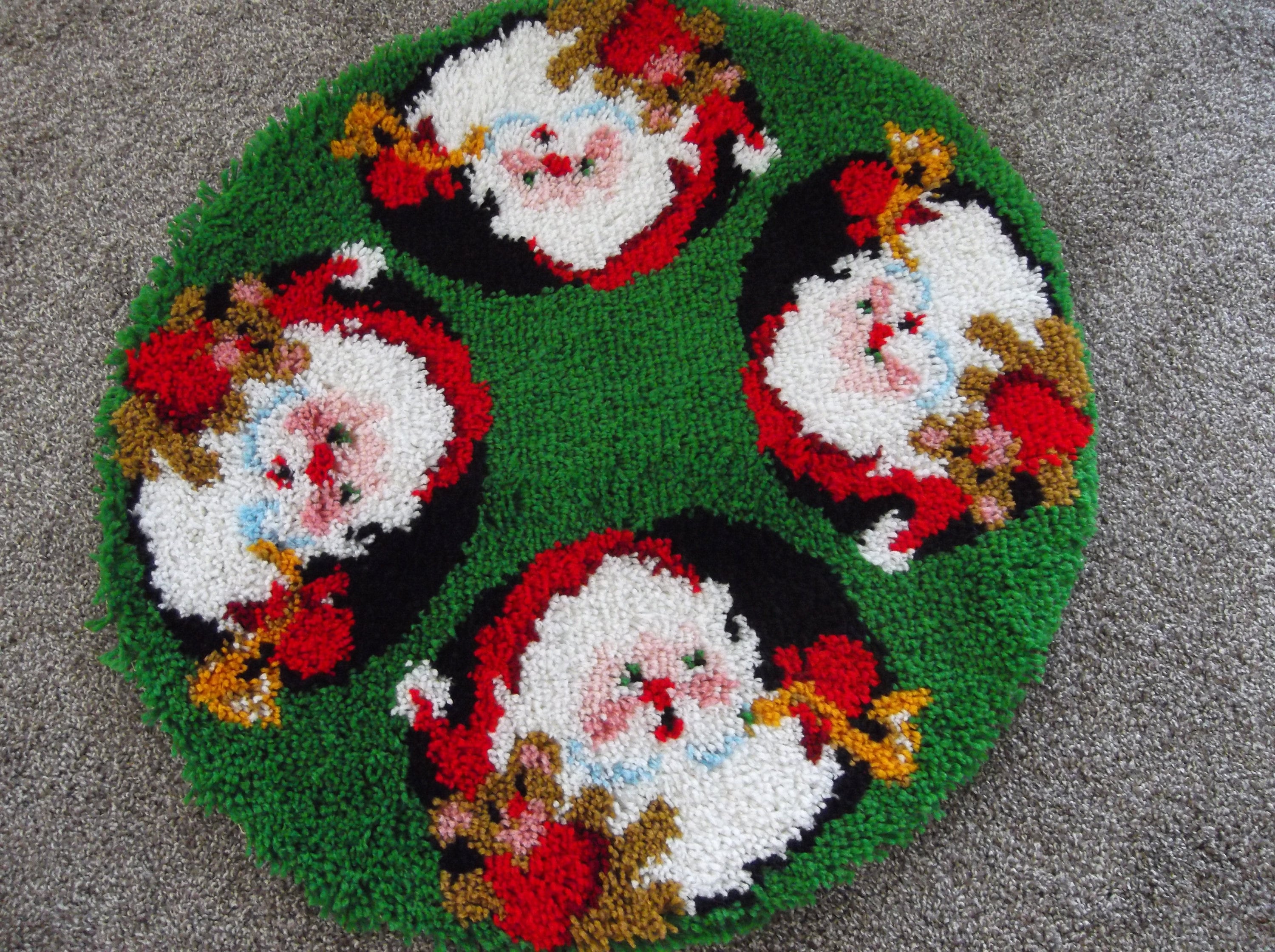 Santa Head With Toys Latch Hook Tree Skirt Etsy