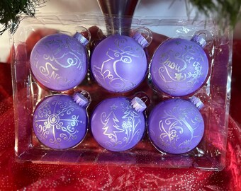 Fioletowe ozdoby świąteczne