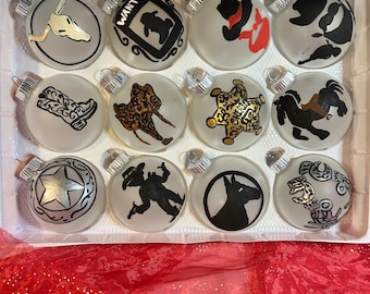 Małe ozdoby kowbojskie z Południowego Zachodu