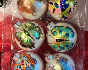 Witrażowe ozdoby motyle