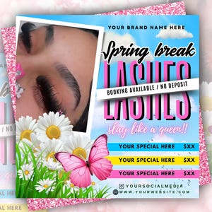 Può includere: Una tazza di ceramica bianca con manico nero e la scritta "But First, Coffee" in grassetto nero. La tazza è posta su uno sfondo neutro, evidenziando il suo design semplice.