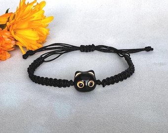 Black Cat Macrame Bracelet: Pet Memorial Jewelry, Adjustable Cord