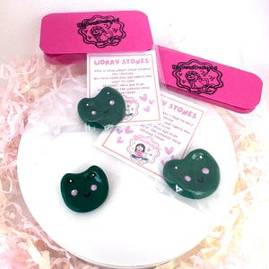 Worry Stone pocket fidget accessory anxiety relief pocket buddy Freddie the frog