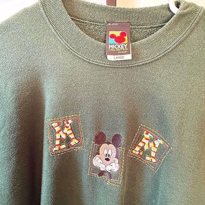 vintage Sweat-shirt vert Mickey Mouse, grande maman image 1